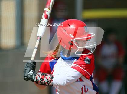 Thumbnail 3 in Canyon Ridge vs. Nampa photogallery.