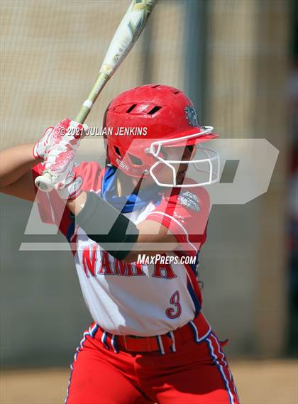 Thumbnail 2 in Canyon Ridge vs. Nampa photogallery.