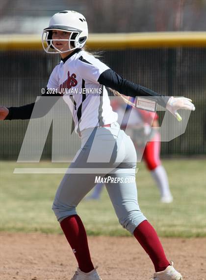 Thumbnail 1 in Canyon Ridge vs. Nampa photogallery.