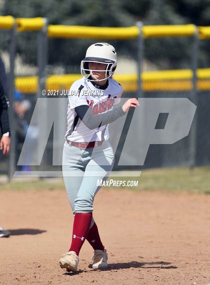 Thumbnail 1 in Canyon Ridge vs. Nampa photogallery.