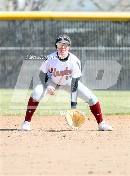 Thumbnail 1 in Canyon Ridge vs. Nampa photogallery.