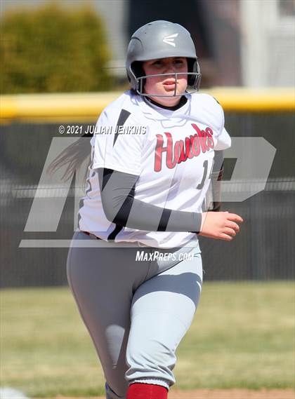 Thumbnail 3 in Canyon Ridge vs. Nampa photogallery.