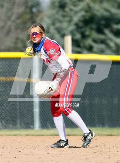 Thumbnail 3 in Canyon Ridge vs. Nampa photogallery.