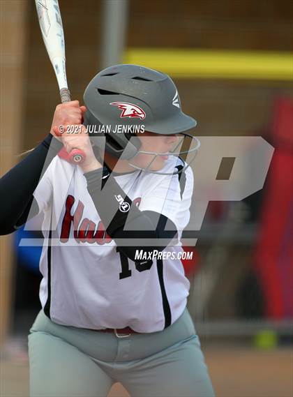 Thumbnail 2 in Canyon Ridge vs. Nampa photogallery.