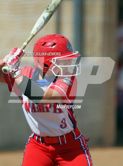 Thumbnail 3 in Canyon Ridge vs. Nampa photogallery.