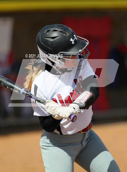 Thumbnail 1 in Canyon Ridge vs. Nampa photogallery.