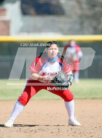 Thumbnail 2 in Canyon Ridge vs. Nampa photogallery.