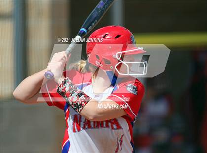 Thumbnail 3 in Canyon Ridge vs. Nampa photogallery.