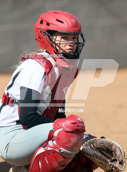 Thumbnail 2 in Canyon Ridge vs. Nampa photogallery.