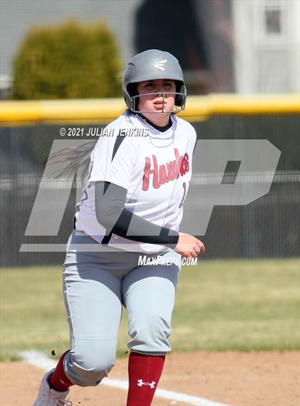 Thumbnail 1 in Canyon Ridge vs. Nampa photogallery.