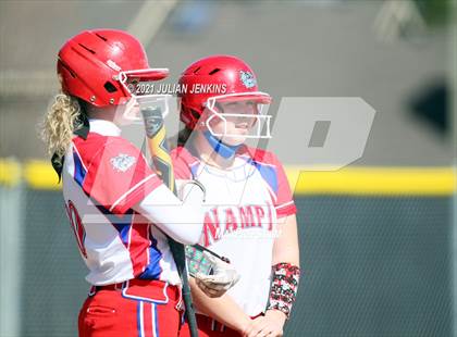 Thumbnail 2 in Canyon Ridge vs. Nampa photogallery.