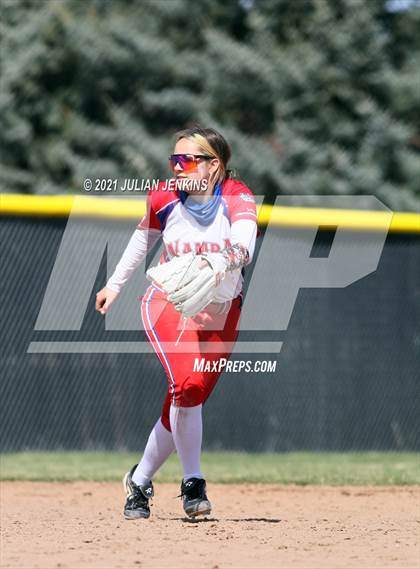 Thumbnail 3 in Canyon Ridge vs. Nampa photogallery.