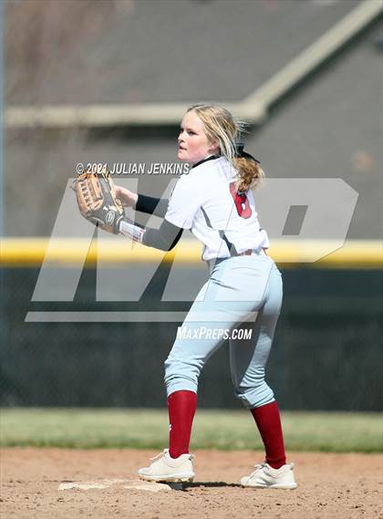 Thumbnail 3 in Canyon Ridge vs. Nampa photogallery.