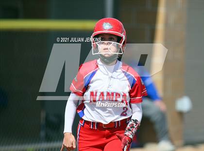 Thumbnail 3 in Canyon Ridge vs. Nampa photogallery.