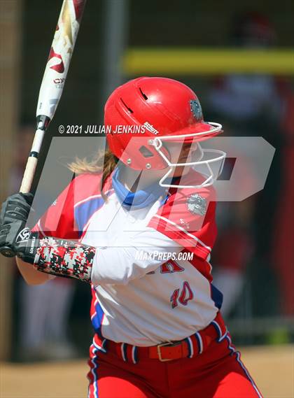 Thumbnail 1 in Canyon Ridge vs. Nampa photogallery.