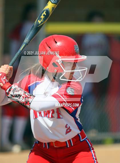 Thumbnail 2 in Canyon Ridge vs. Nampa photogallery.