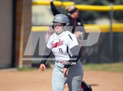 Thumbnail 1 in Canyon Ridge vs. Nampa photogallery.