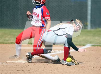 Thumbnail 1 in Canyon Ridge vs. Nampa photogallery.