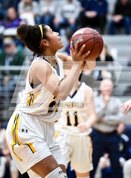 Thumbnail 3 in Stephenville vs. Mineral Wells (UIL 4A Bi-District Playoff) photogallery.
