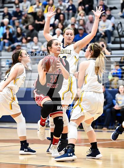 Thumbnail 3 in Stephenville vs. Mineral Wells (UIL 4A Bi-District Playoff) photogallery.