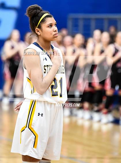 Thumbnail 2 in Stephenville vs. Mineral Wells (UIL 4A Bi-District Playoff) photogallery.