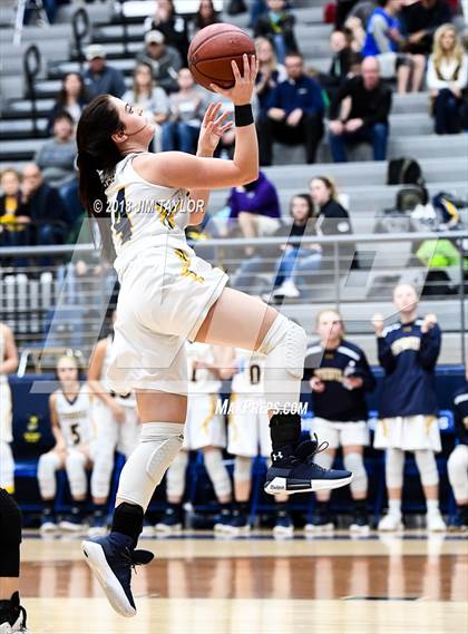 Thumbnail 3 in Stephenville vs. Mineral Wells (UIL 4A Bi-District Playoff) photogallery.
