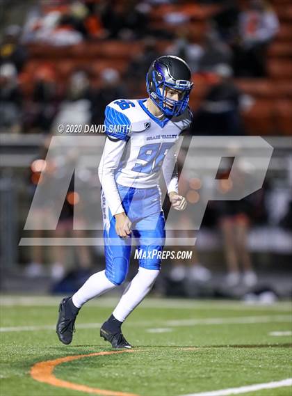Thumbnail 2 in Grain Valley @ Platte County (MSHSAA Class 5 Quarterfinal) photogallery.