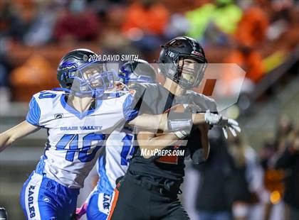 Thumbnail 3 in Grain Valley @ Platte County (MSHSAA Class 5 Quarterfinal) photogallery.