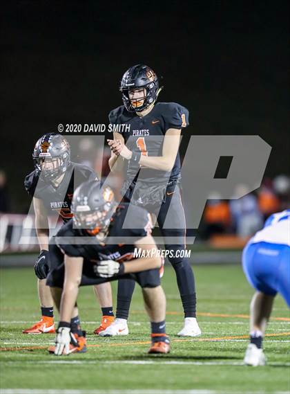 Thumbnail 1 in Grain Valley @ Platte County (MSHSAA Class 5 Quarterfinal) photogallery.