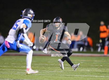 Thumbnail 2 in Grain Valley @ Platte County (MSHSAA Class 5 Quarterfinal) photogallery.