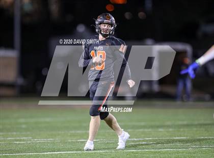 Thumbnail 3 in Grain Valley @ Platte County (MSHSAA Class 5 Quarterfinal) photogallery.