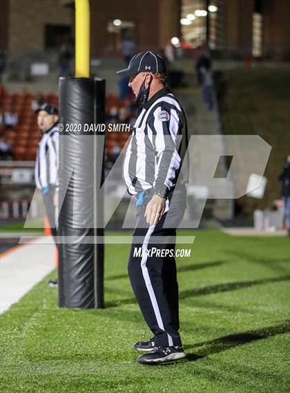 Thumbnail 1 in Grain Valley @ Platte County (MSHSAA Class 5 Quarterfinal) photogallery.