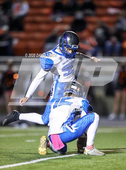 Thumbnail 2 in Grain Valley @ Platte County (MSHSAA Class 5 Quarterfinal) photogallery.