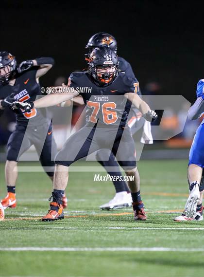 Thumbnail 3 in Grain Valley @ Platte County (MSHSAA Class 5 Quarterfinal) photogallery.