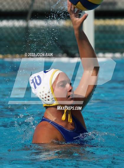 Thumbnail 2 in Arroyo Grande vs Clovis (Saint Francis Invitational) photogallery.