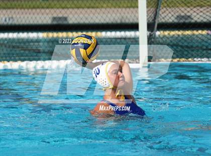 Thumbnail 2 in Arroyo Grande vs Clovis (Saint Francis Invitational) photogallery.