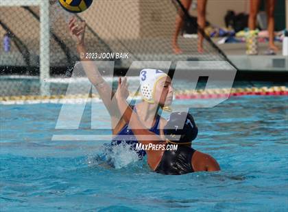 Thumbnail 3 in Arroyo Grande vs Clovis (Saint Francis Invitational) photogallery.