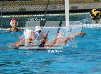Thumbnail 1 in Arroyo Grande vs Clovis (Saint Francis Invitational) photogallery.