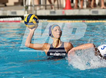 Thumbnail 2 in Arroyo Grande vs Clovis (Saint Francis Invitational) photogallery.
