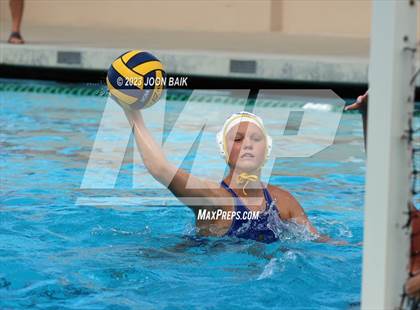 Thumbnail 3 in Arroyo Grande vs Clovis (Saint Francis Invitational) photogallery.