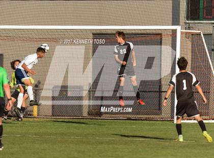 Thumbnail 2 in Clark vs. Edinburg North (UIL 6A Regional Semifinal) photogallery.