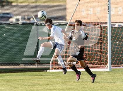 Thumbnail 1 in Clark vs. Edinburg North (UIL 6A Regional Semifinal) photogallery.