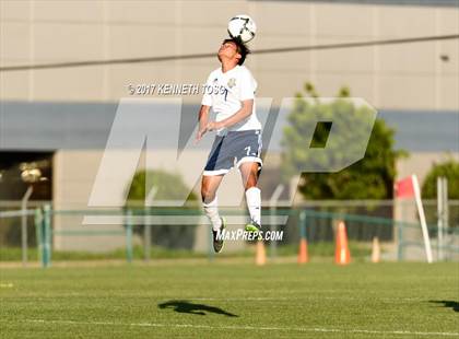 Thumbnail 1 in Clark vs. Edinburg North (UIL 6A Regional Semifinal) photogallery.