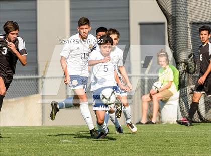 Thumbnail 3 in Clark vs. Edinburg North (UIL 6A Regional Semifinal) photogallery.