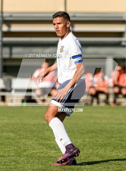 Thumbnail 1 in Clark vs. Edinburg North (UIL 6A Regional Semifinal) photogallery.