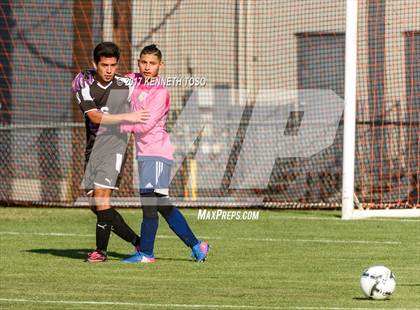 Thumbnail 1 in Clark vs. Edinburg North (UIL 6A Regional Semifinal) photogallery.