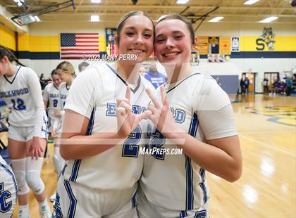 Thumbnail 3 in Ellwood City vs. Beaver photogallery.