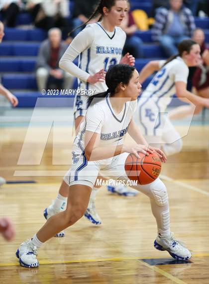 Thumbnail 1 in Ellwood City vs. Beaver photogallery.