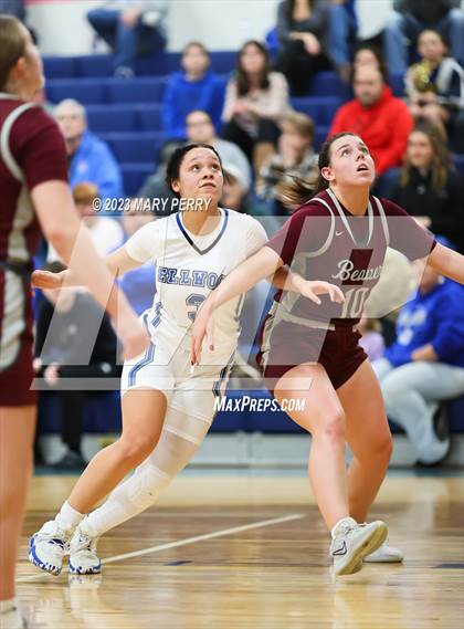 Thumbnail 1 in Ellwood City vs. Beaver photogallery.
