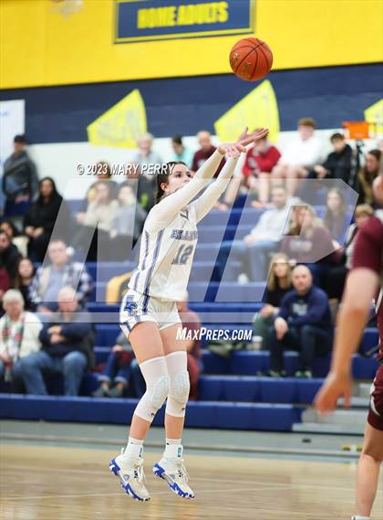 Thumbnail 1 in Ellwood City vs. Beaver photogallery.